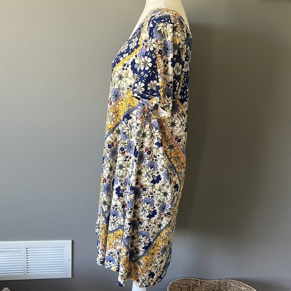 Nostalgia Floral Short Sleeve Dress New - Picture 4 of 9